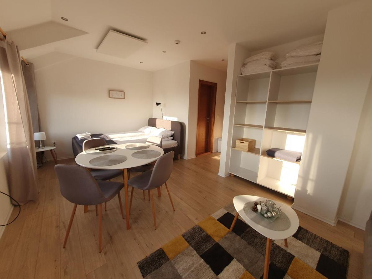 Jelka Apartmani ยาโฮรินา ภายนอก รูปภาพ