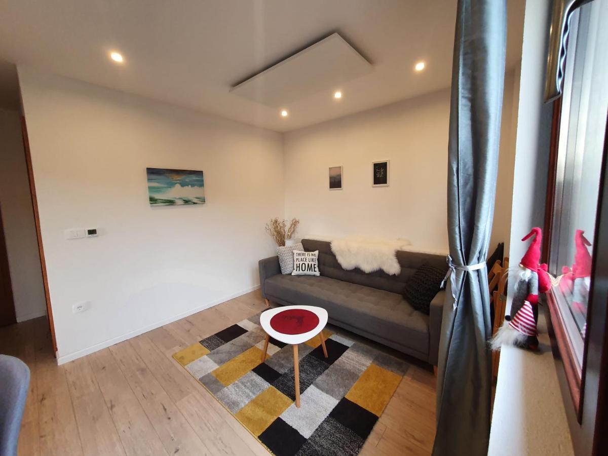 Jelka Apartmani ยาโฮรินา ภายนอก รูปภาพ